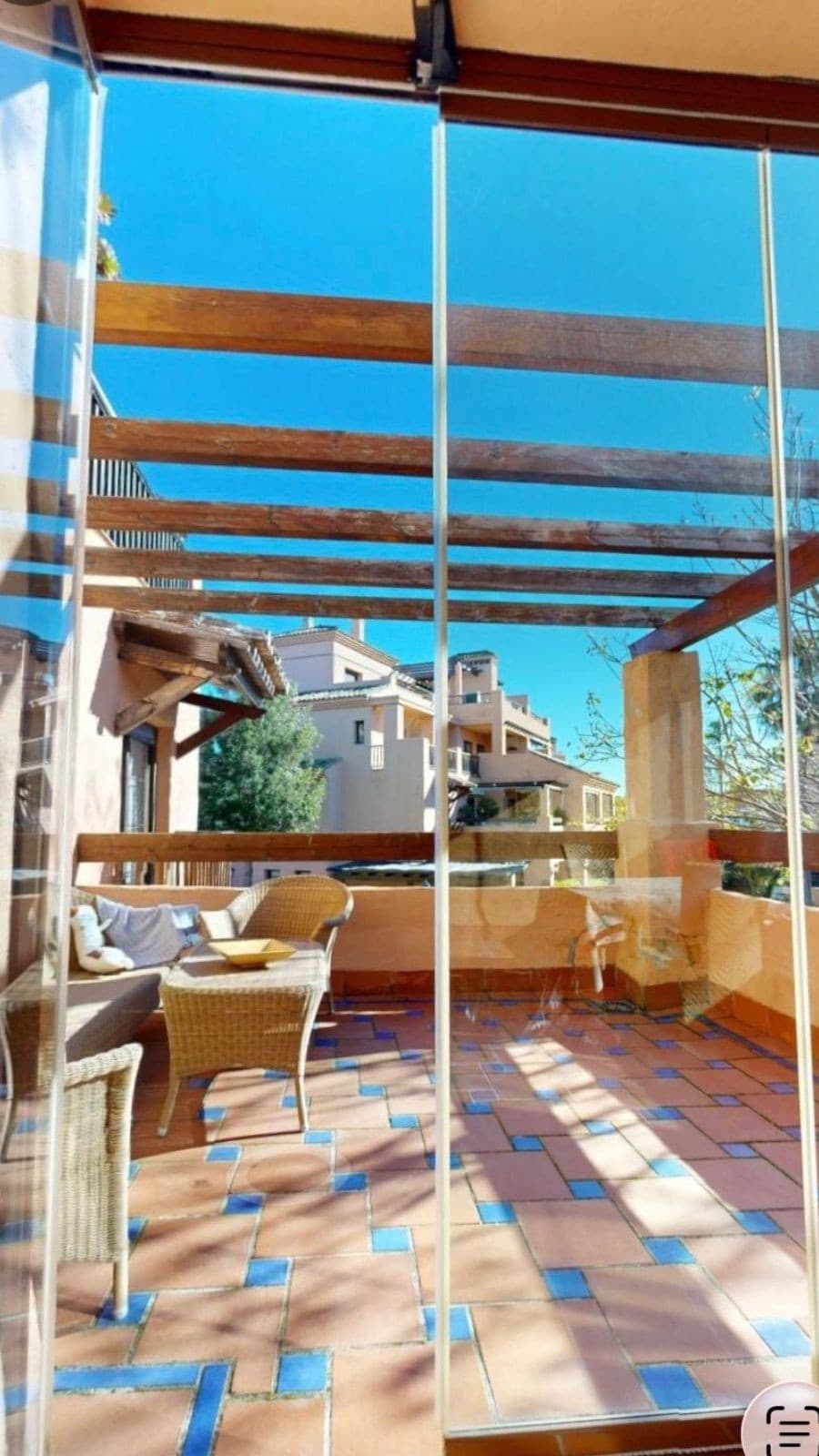 Ground Floor Apartment in Estepona — photo 5 of 10