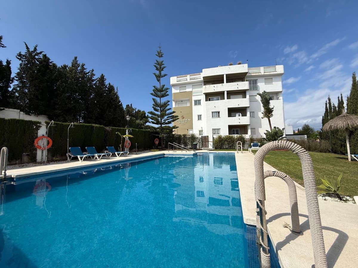 Middle Floor Apartment in Nueva Andalucía — photo 1 of 10