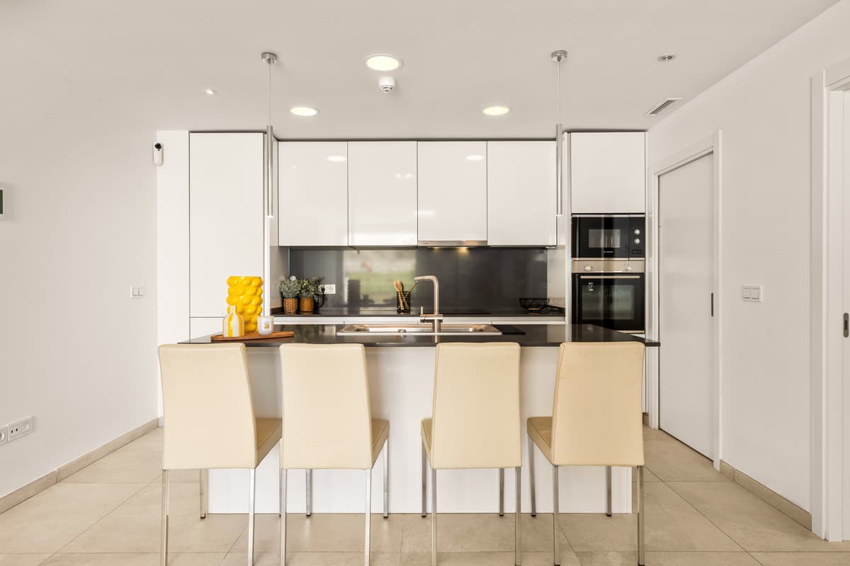 Penthouse in Benahavís — photo 4 of 10