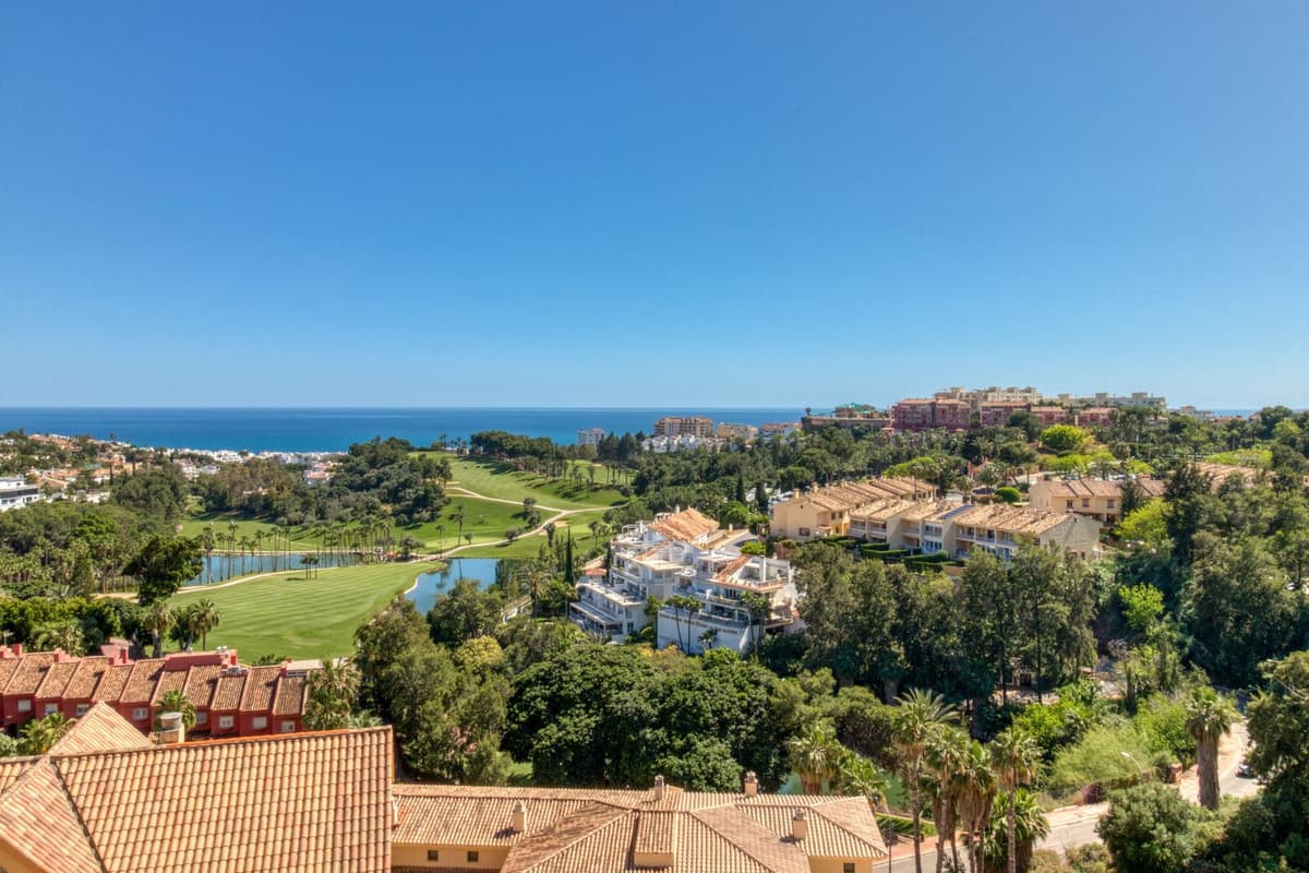 Penthouse in Benalmadena — photo 1 of 10