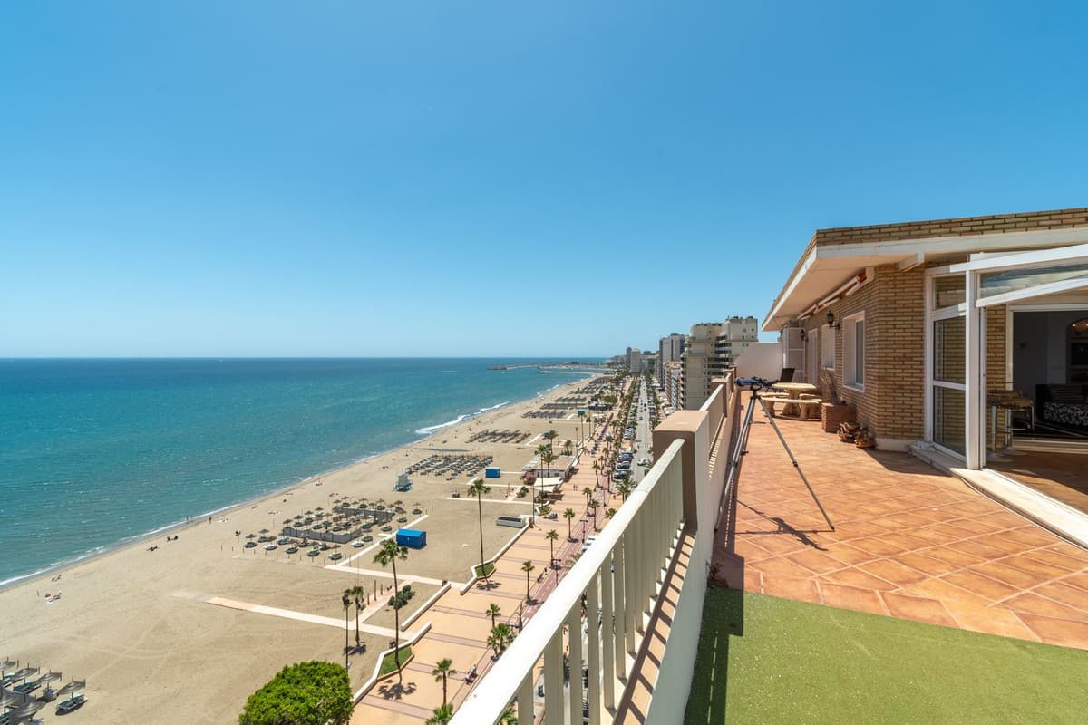 Penthouse in Fuengirola — photo 1 of 10
