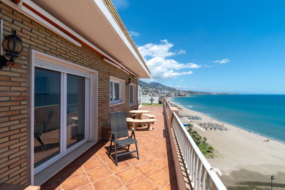 Penthouse in Fuengirola — photo 2 of 10