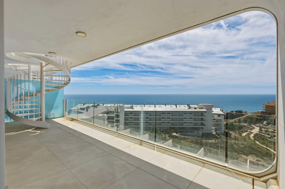 Penthouse Duplex in Fuengirola — photo 3 of 10