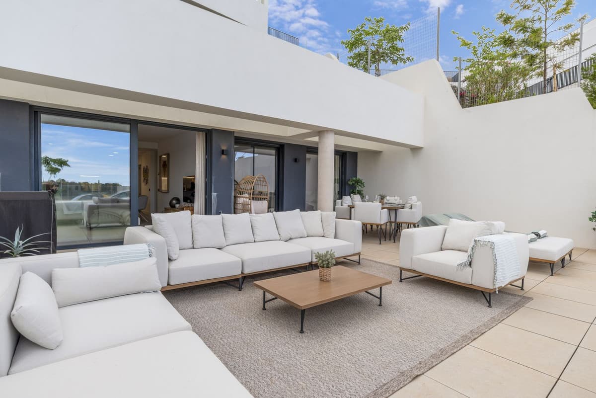 Ground Floor Apartment in Altos de los Monteros — photo 2 of 10