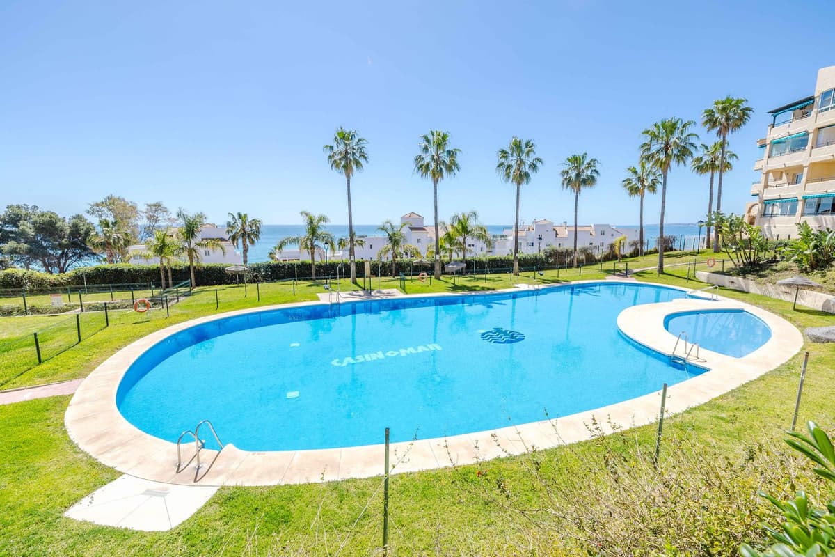 Middle Floor Apartment in Benalmadena — photo 1 of 10