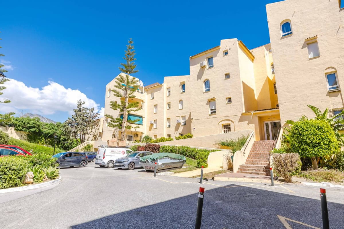 Middle Floor Apartment in Benalmadena — photo 6 of 10