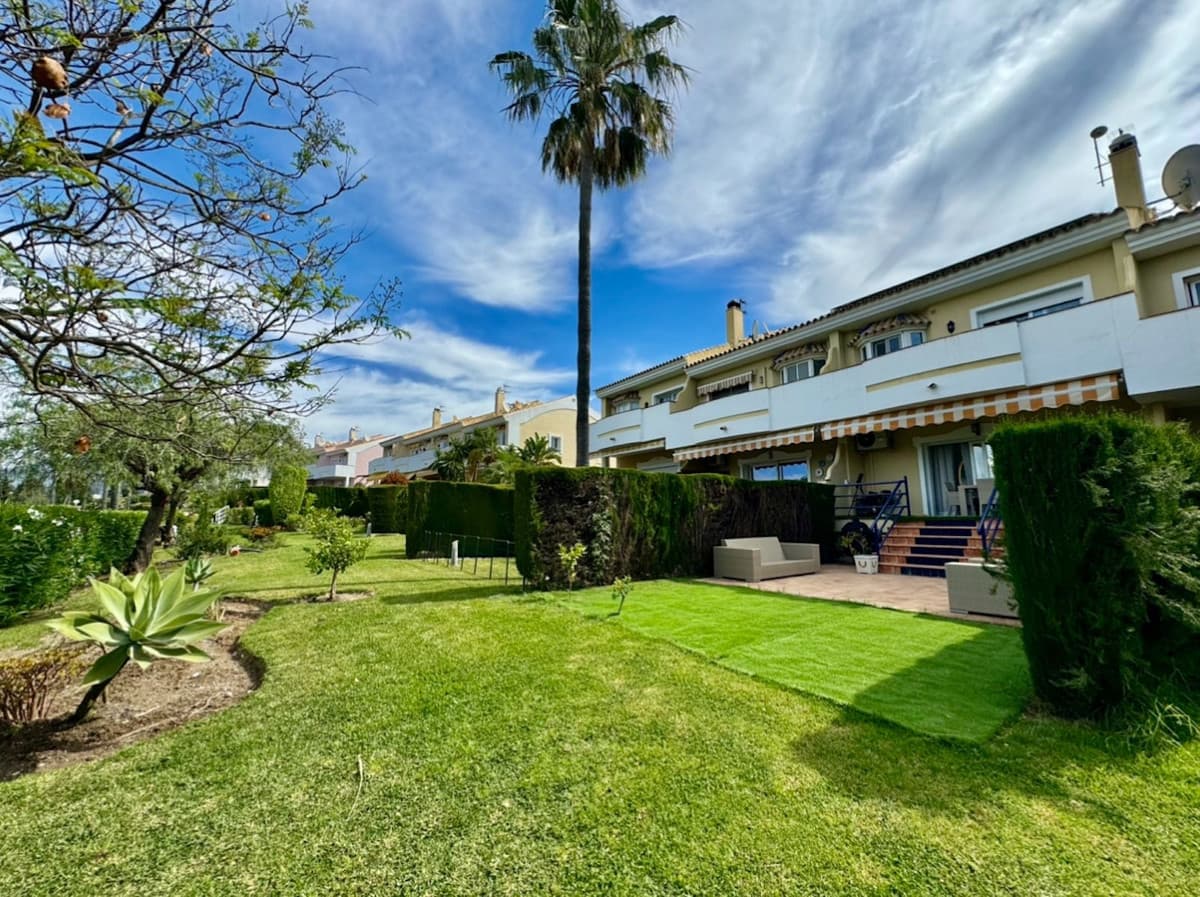 Townhouse in Atalaya — photo 9 of 10
