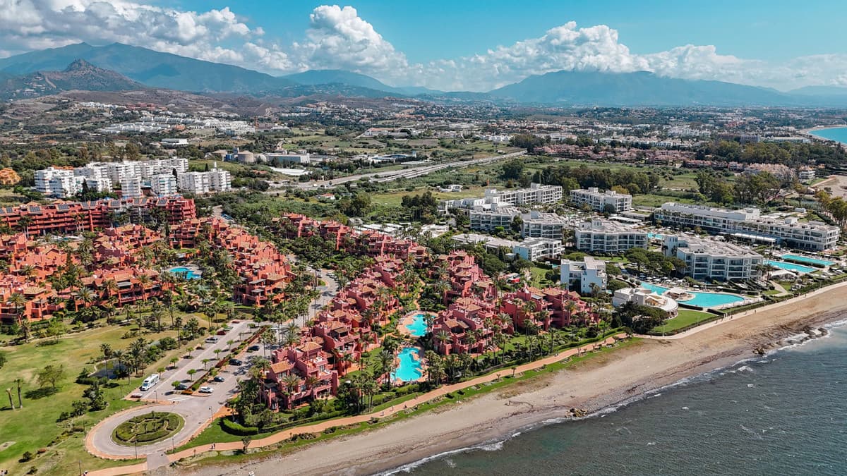 Penthouse Duplex in Estepona — photo 1 of 10