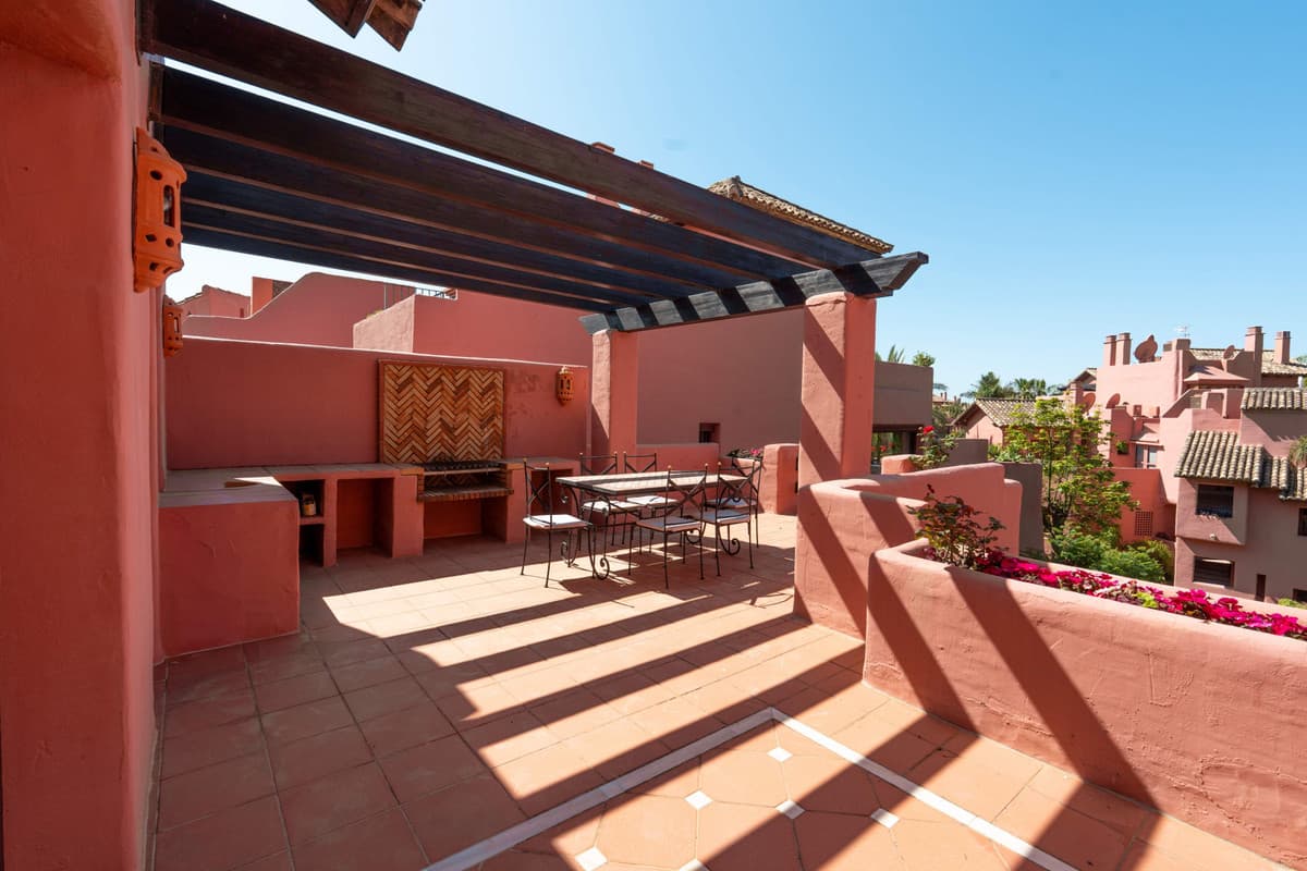 Penthouse Duplex in Estepona — photo 7 of 10
