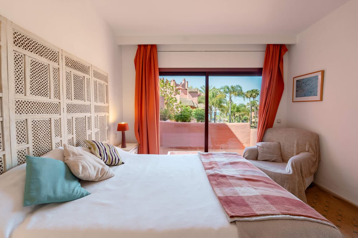 Penthouse Duplex in Estepona — photo 9 of 10
