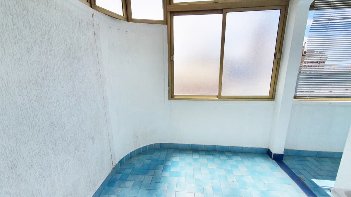 Middle Floor Apartment in Fuengirola — photo 7 of 10