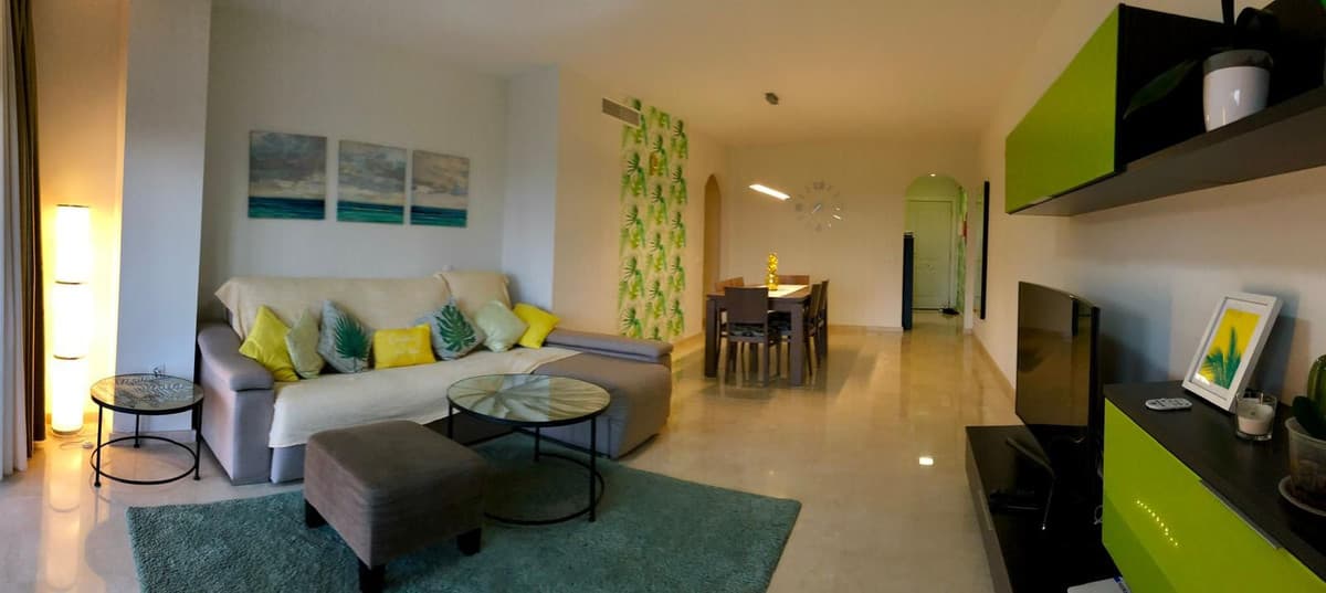 Middle Floor Apartment in Mijas Costa — photo 6 of 10