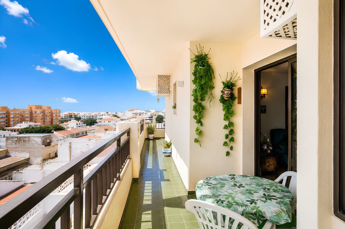 Middle Floor Apartment in Fuengirola — photo 1 of 10