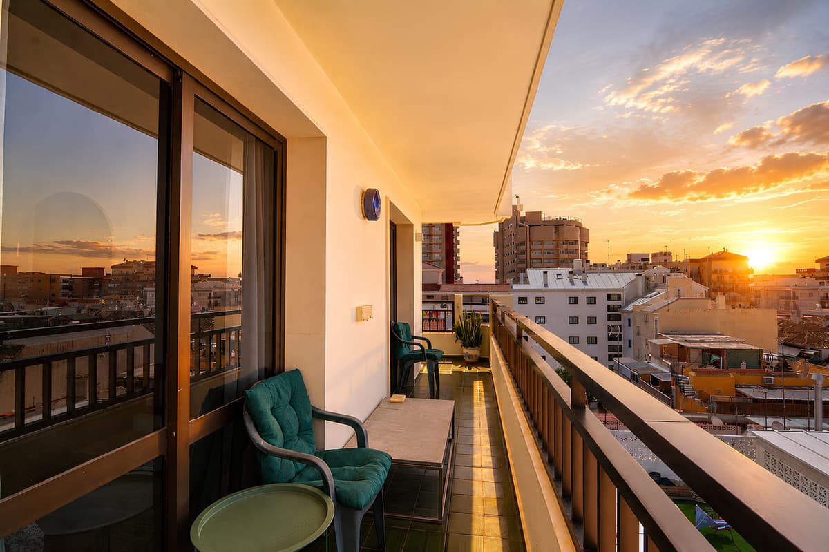 Middle Floor Apartment in Fuengirola — photo 3 of 10