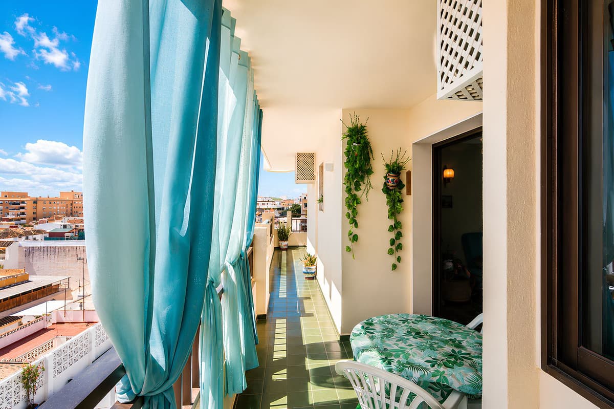 Middle Floor Apartment in Fuengirola — photo 5 of 10