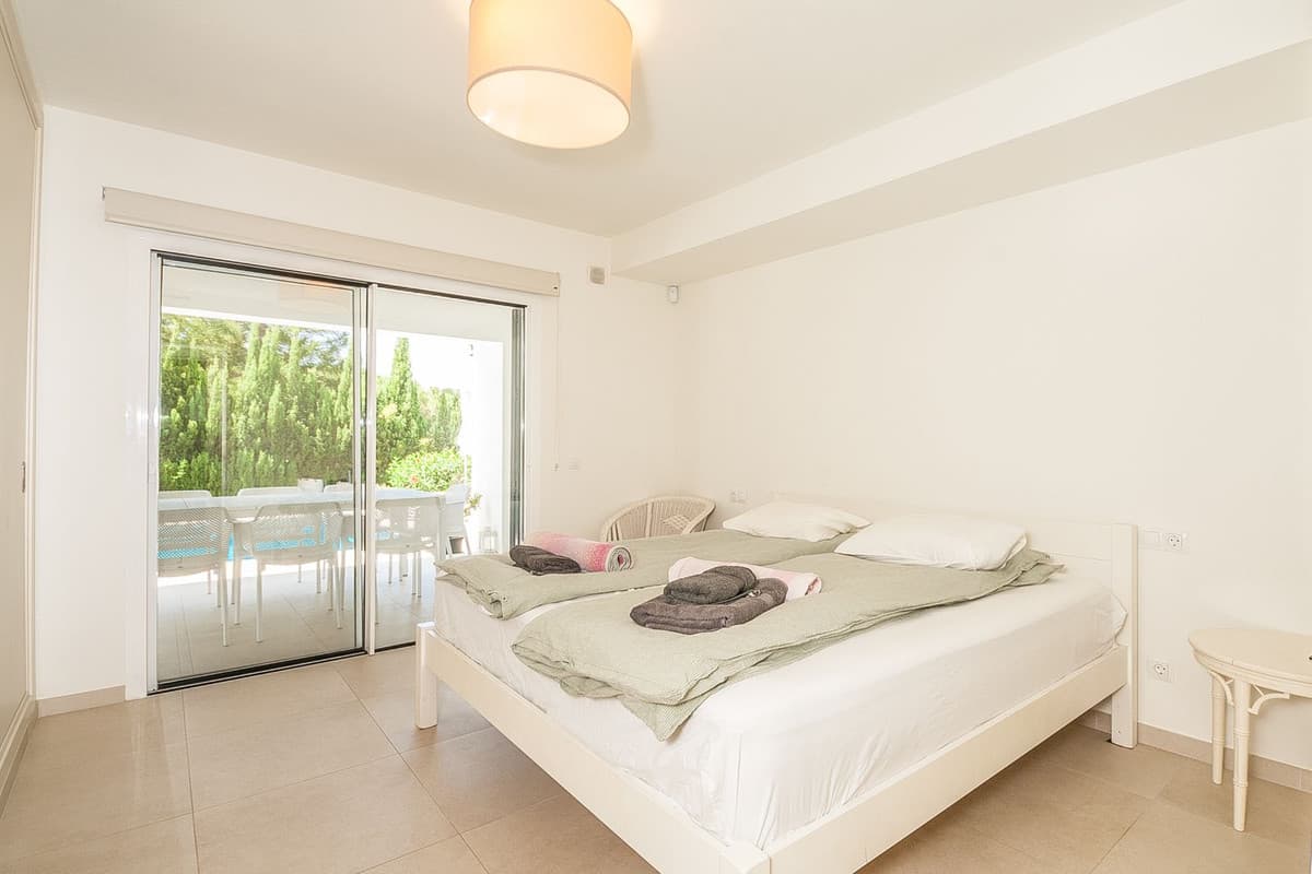 Detached Villa in Elviria — photo 9 of 10