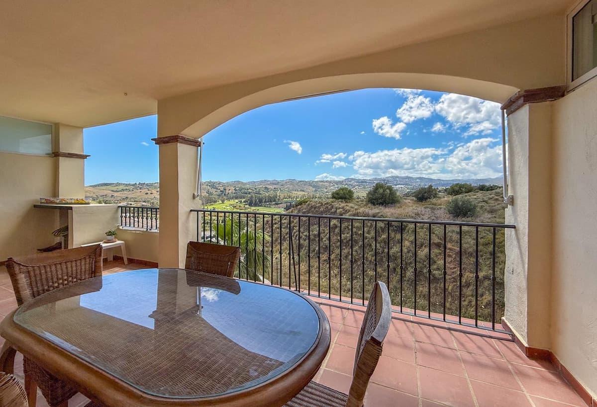 Middle Floor Apartment in La Cala Hills — photo 2 of 10