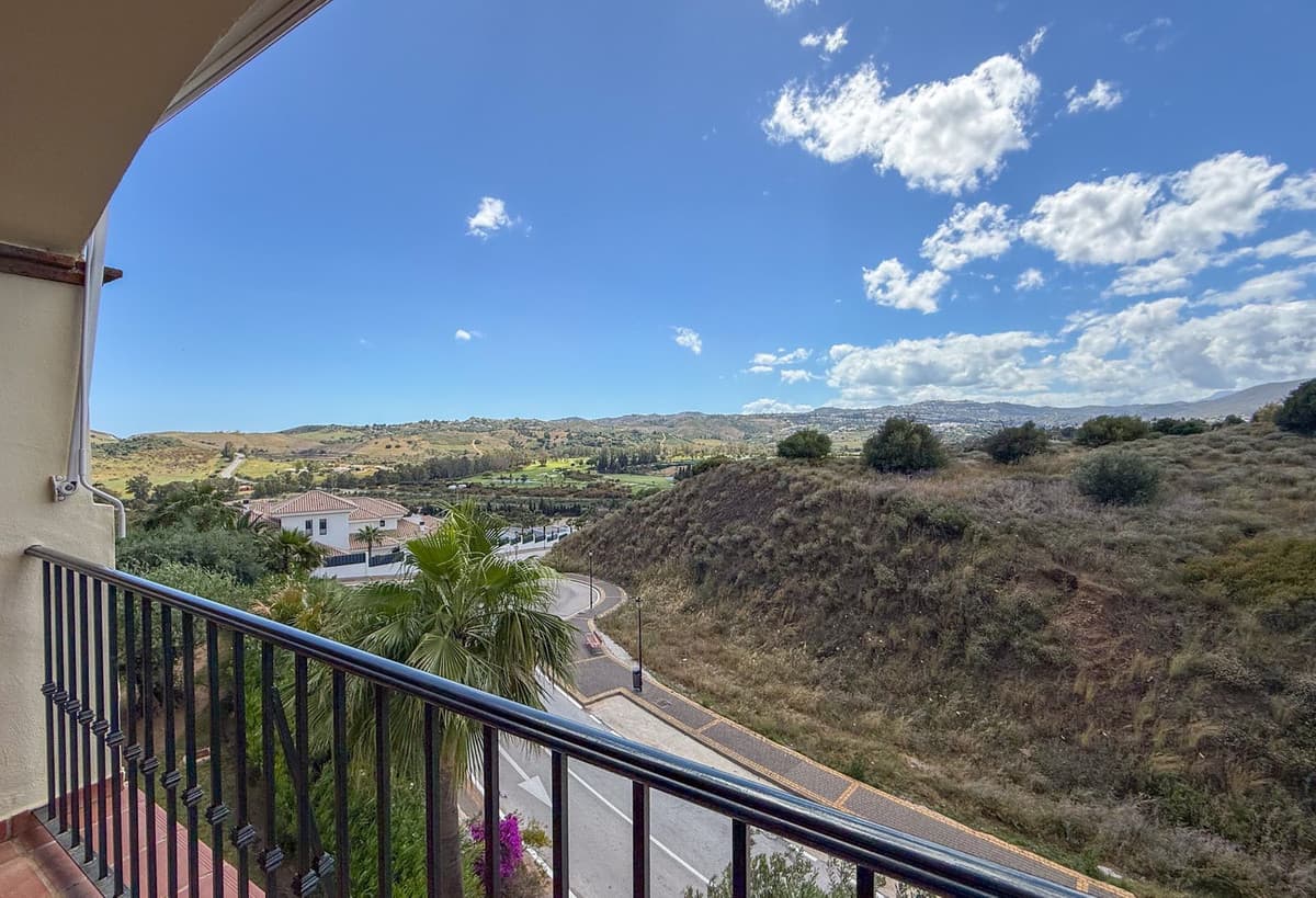 Middle Floor Apartment in La Cala Hills — photo 3 of 10