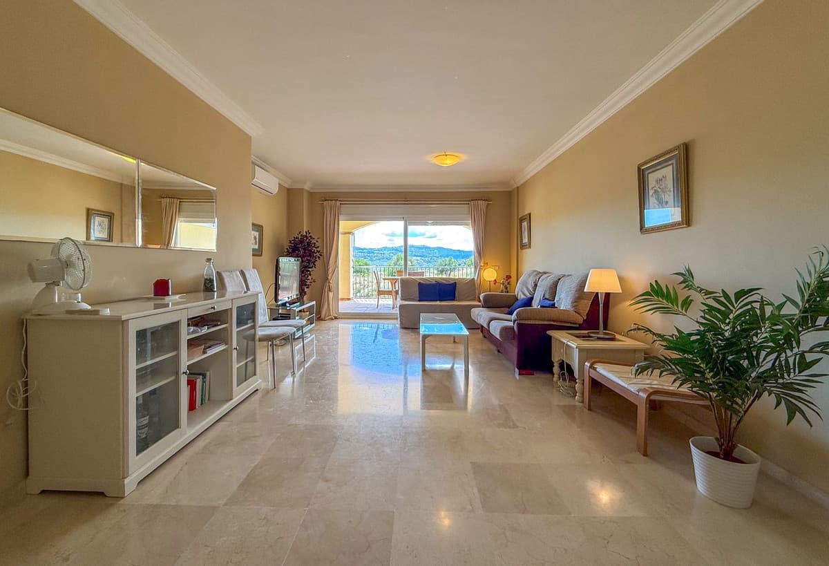 Middle Floor Apartment in La Cala Hills — photo 4 of 10