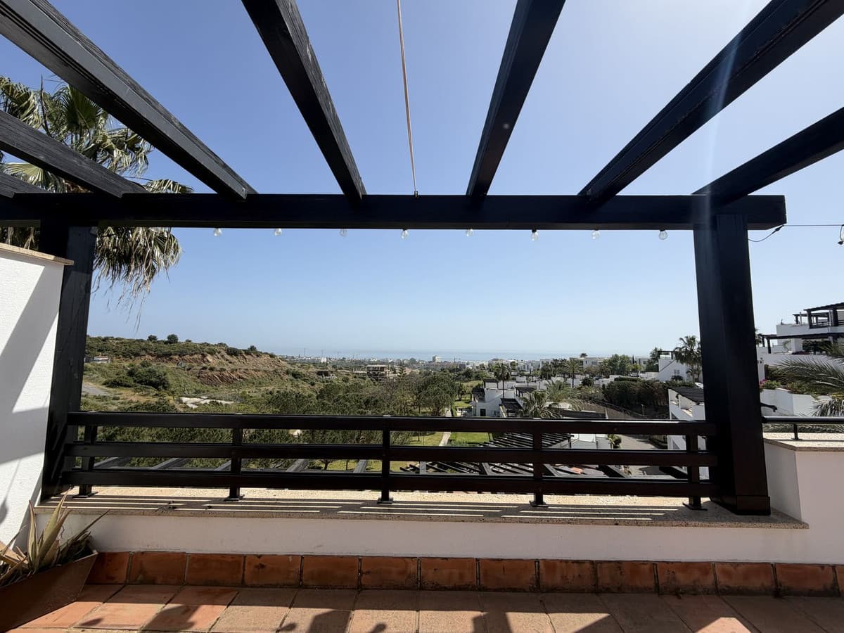 Semi-Detached House in Santa Clara — photo 5 of 10