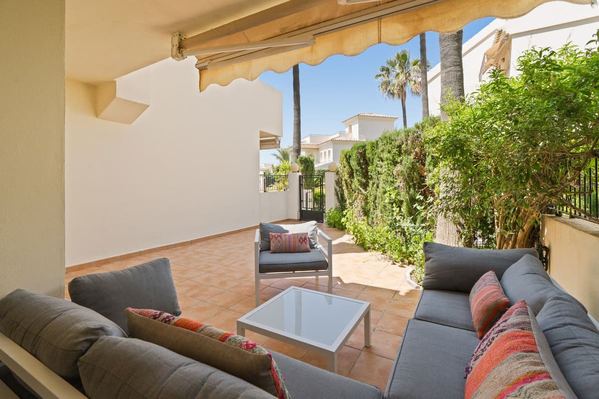Townhouse in Costabella — photo 3 of 10