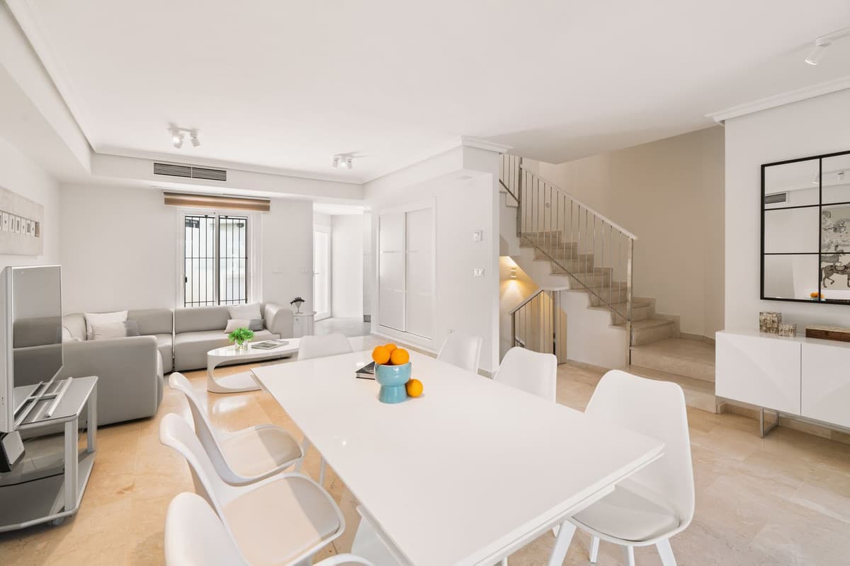 Townhouse in Costabella — photo 7 of 10