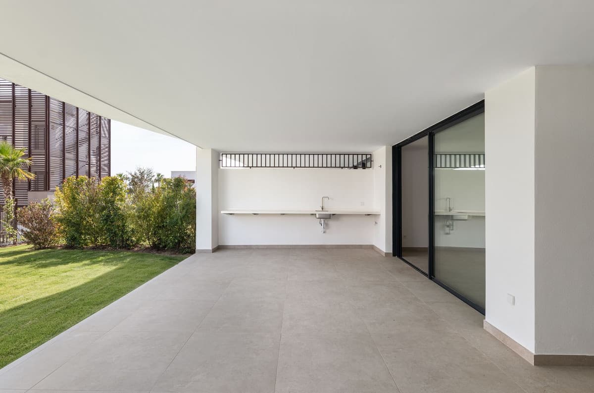 Ground Floor Apartment in Estepona — photo 8 of 10