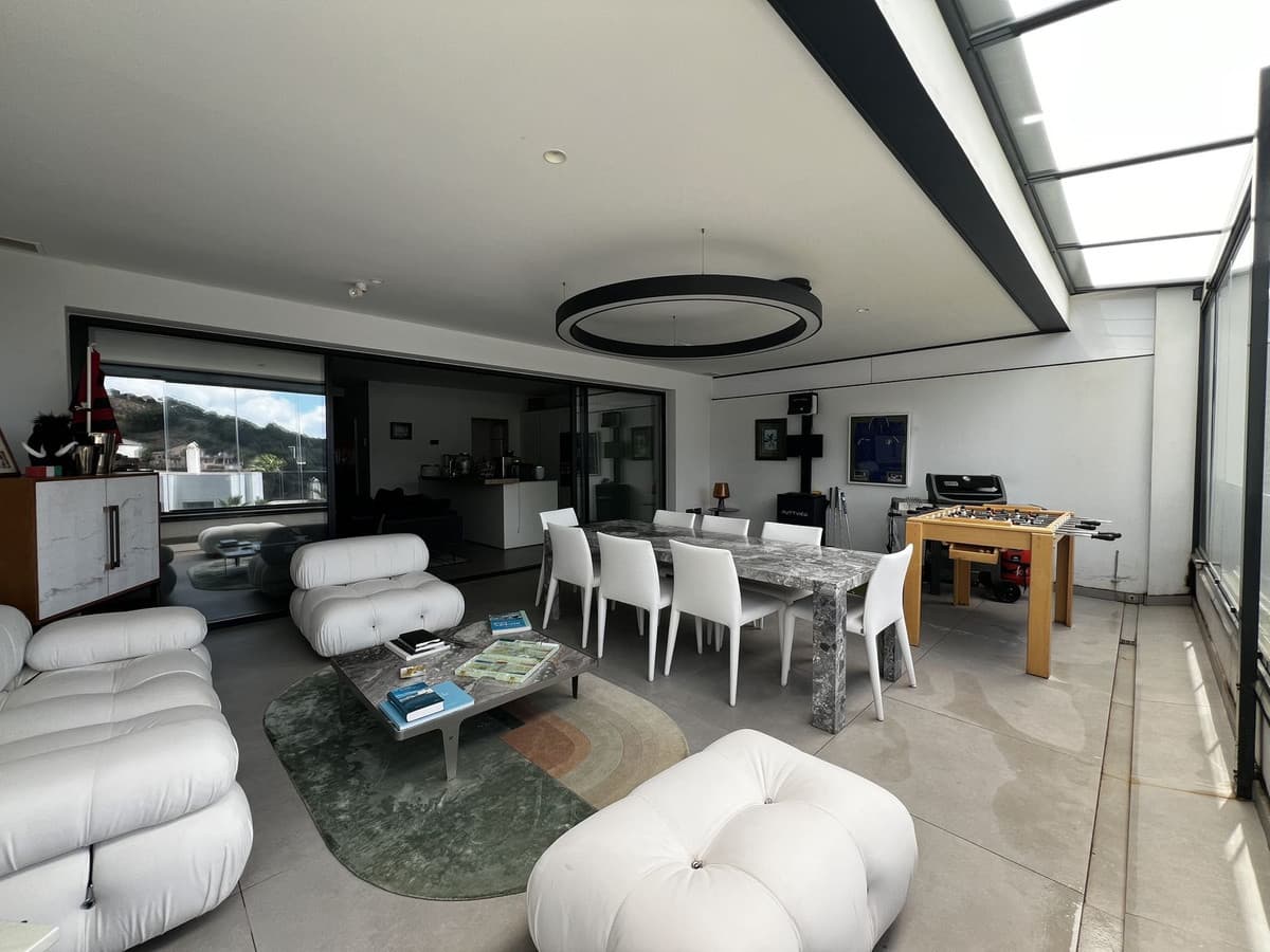Middle Floor Apartment in Estepona — photo 6 of 10