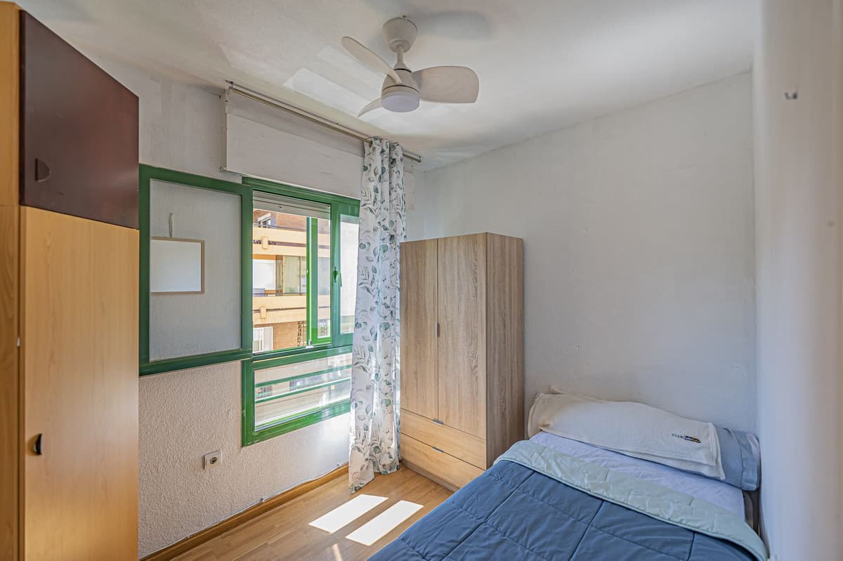 Middle Floor Apartment in Marbella — photo 4 of 10