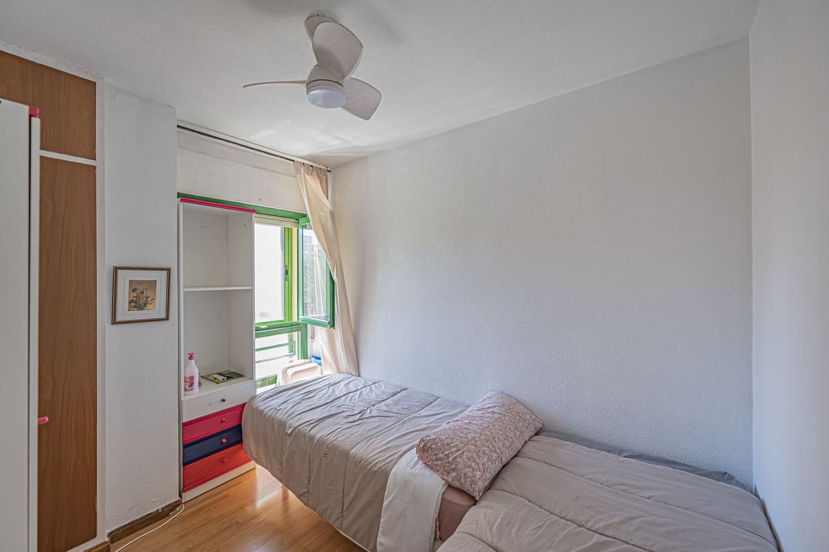 Middle Floor Apartment in Marbella — photo 5 of 10