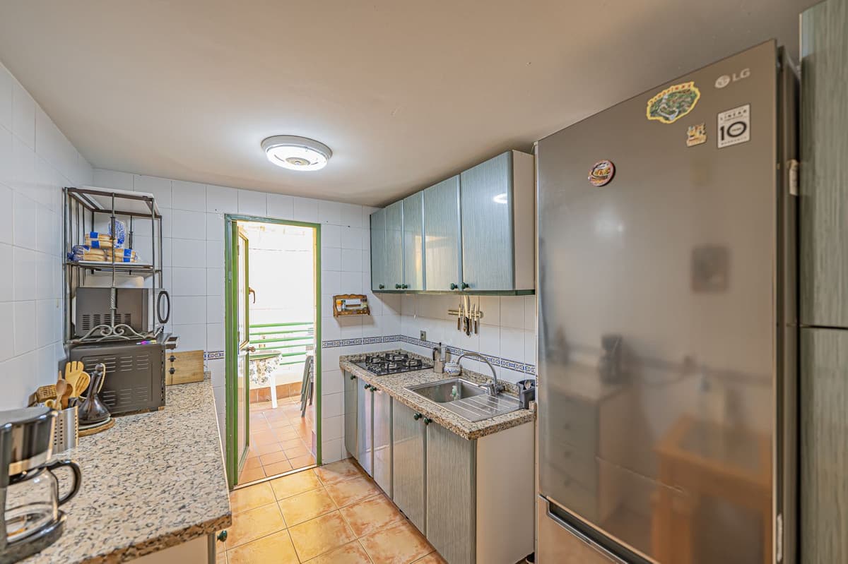 Middle Floor Apartment in Marbella — photo 6 of 10