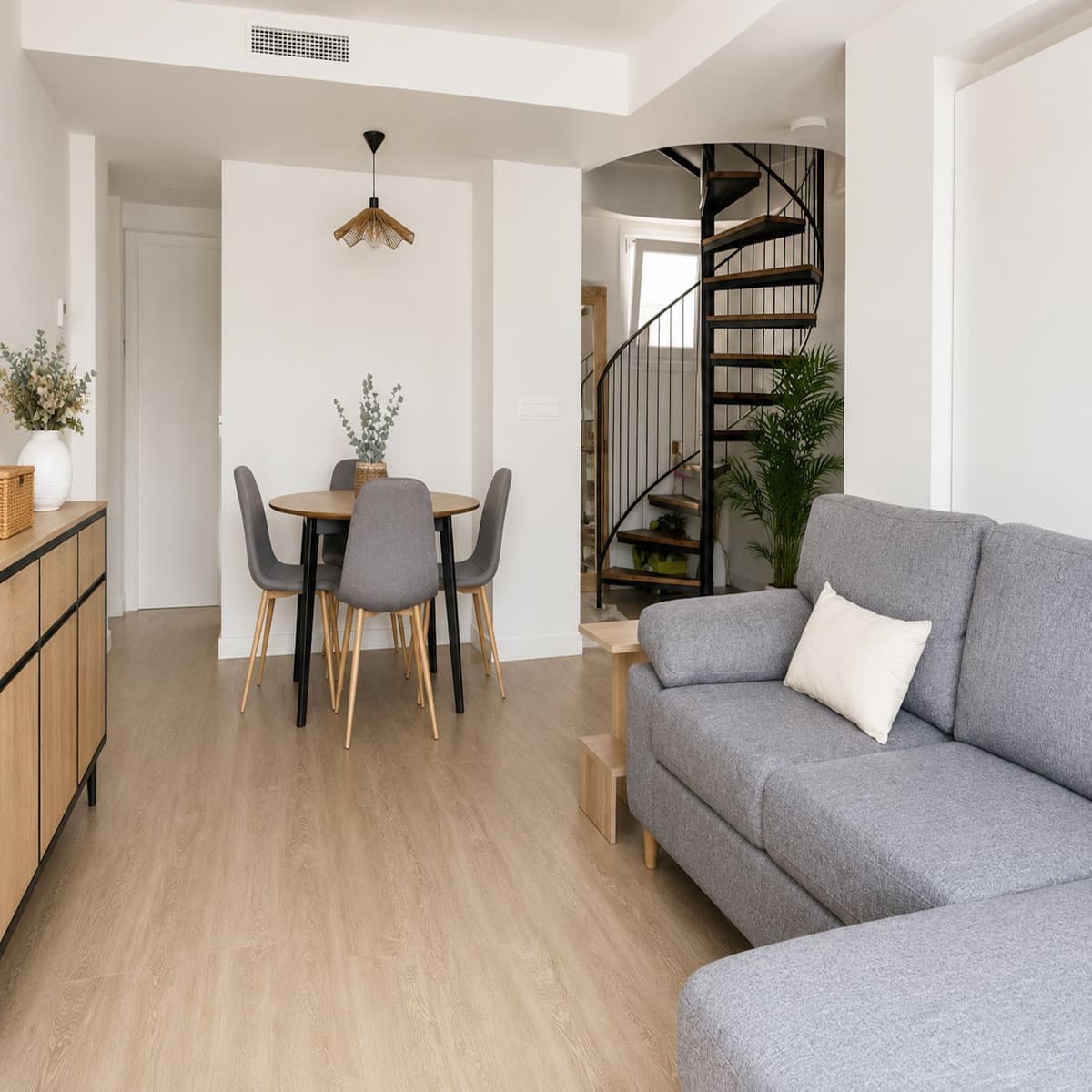 Penthouse Duplex in Torreblanca — photo 2 of 10