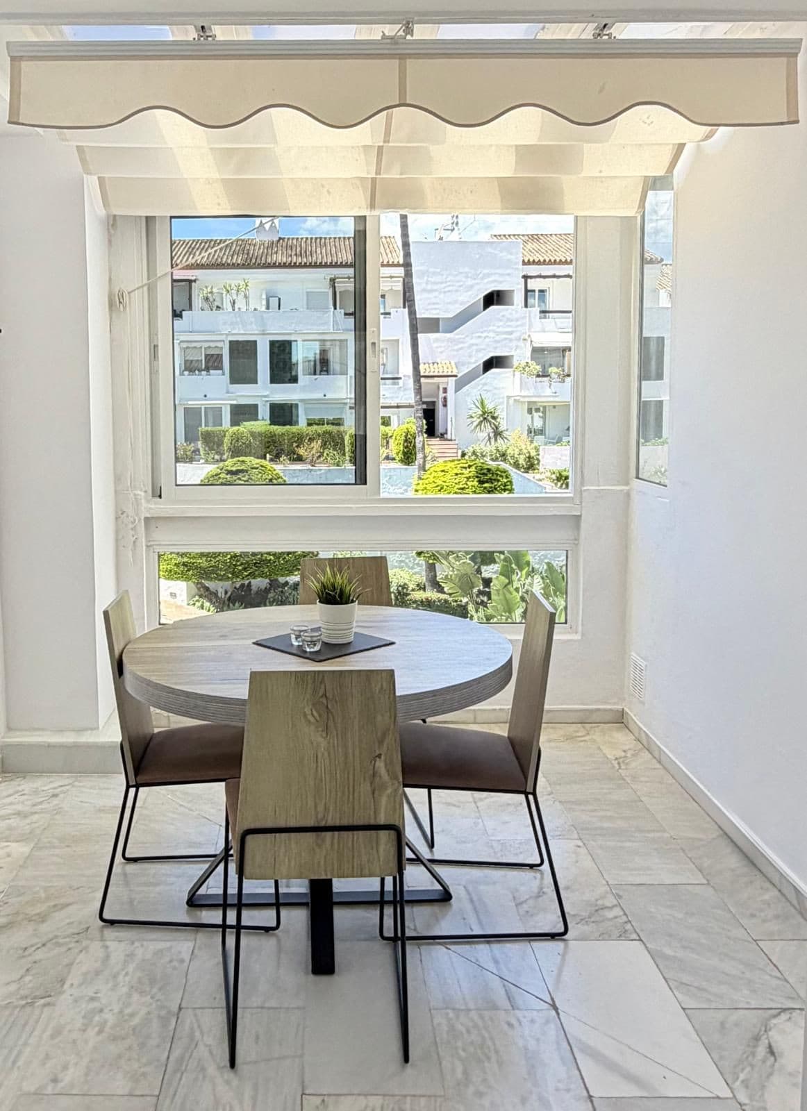 Penthouse Duplex in Estepona — photo 4 of 10