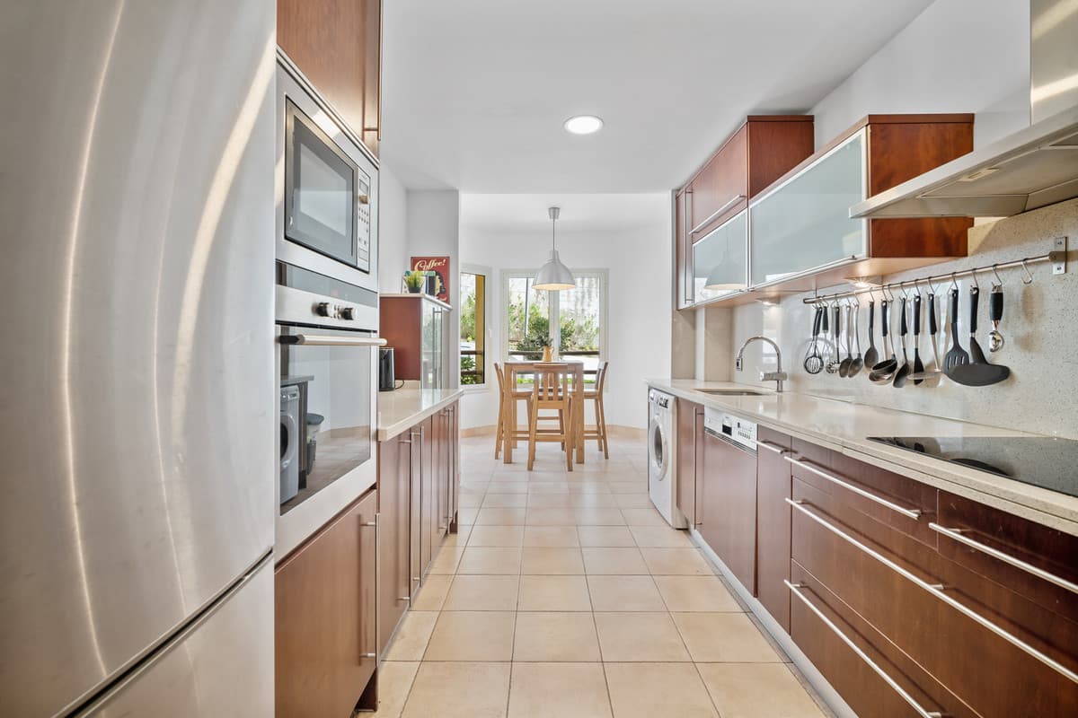 Ground Floor Apartment in The Golden Mile — photo 3 of 10