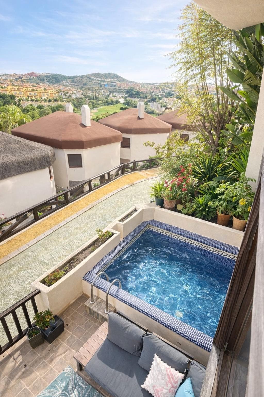 Detached Villa in Riviera del Sol — photo 4 of 10