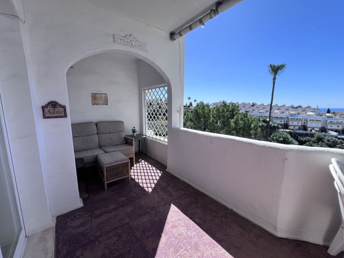 Top Floor Apartment in Calahonda — photo 5 of 10