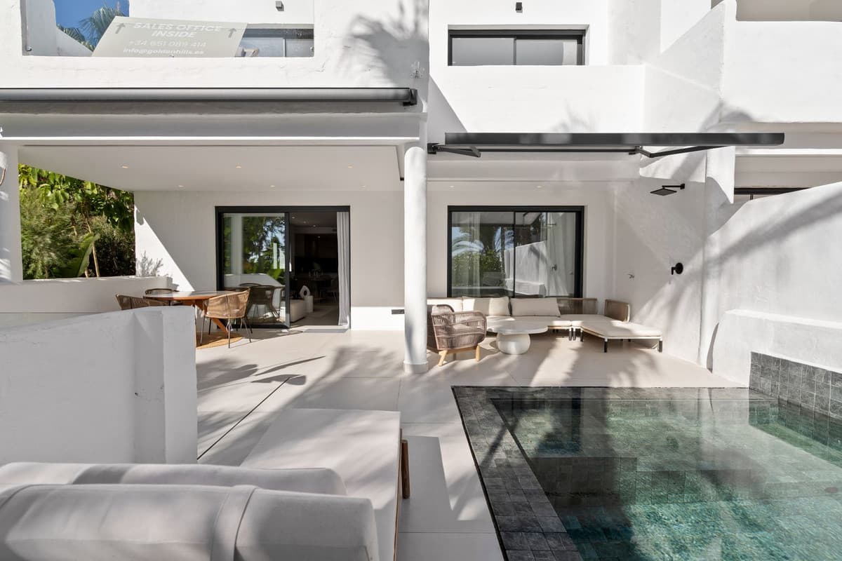 Duplex in El Paraiso — photo 3 of 10