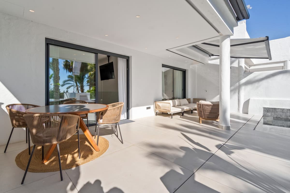 Duplex in El Paraiso — photo 5 of 10