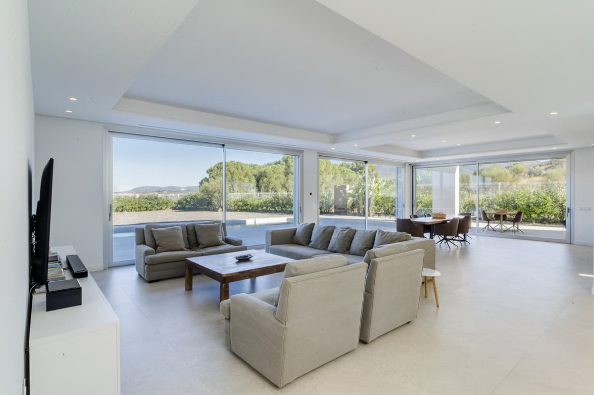 Detached Villa in Coín — photo 4 of 10