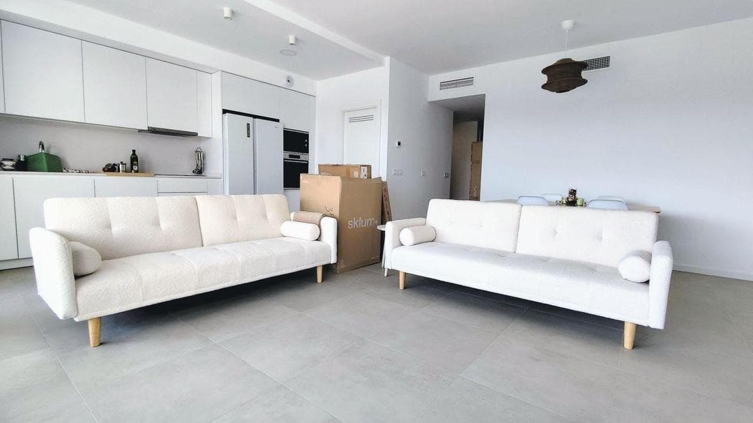 Middle Floor Apartment in Los Alamos — photo 10 of 10