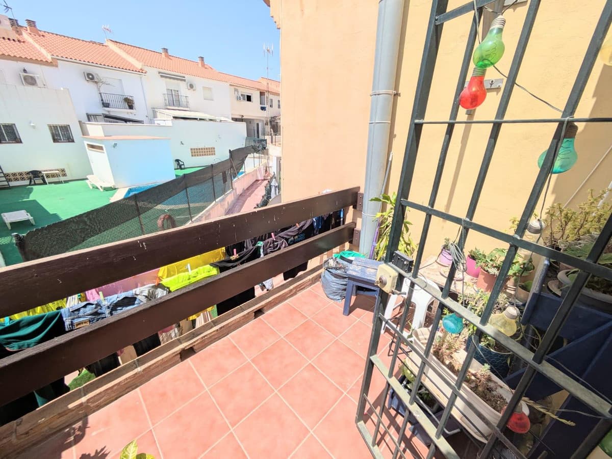 Townhouse in Torremolinos — photo 3 of 10