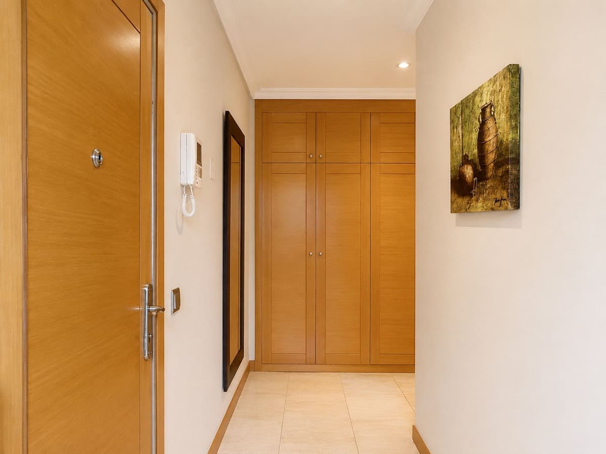 Middle Floor Apartment in Selwo — photo 8 of 10