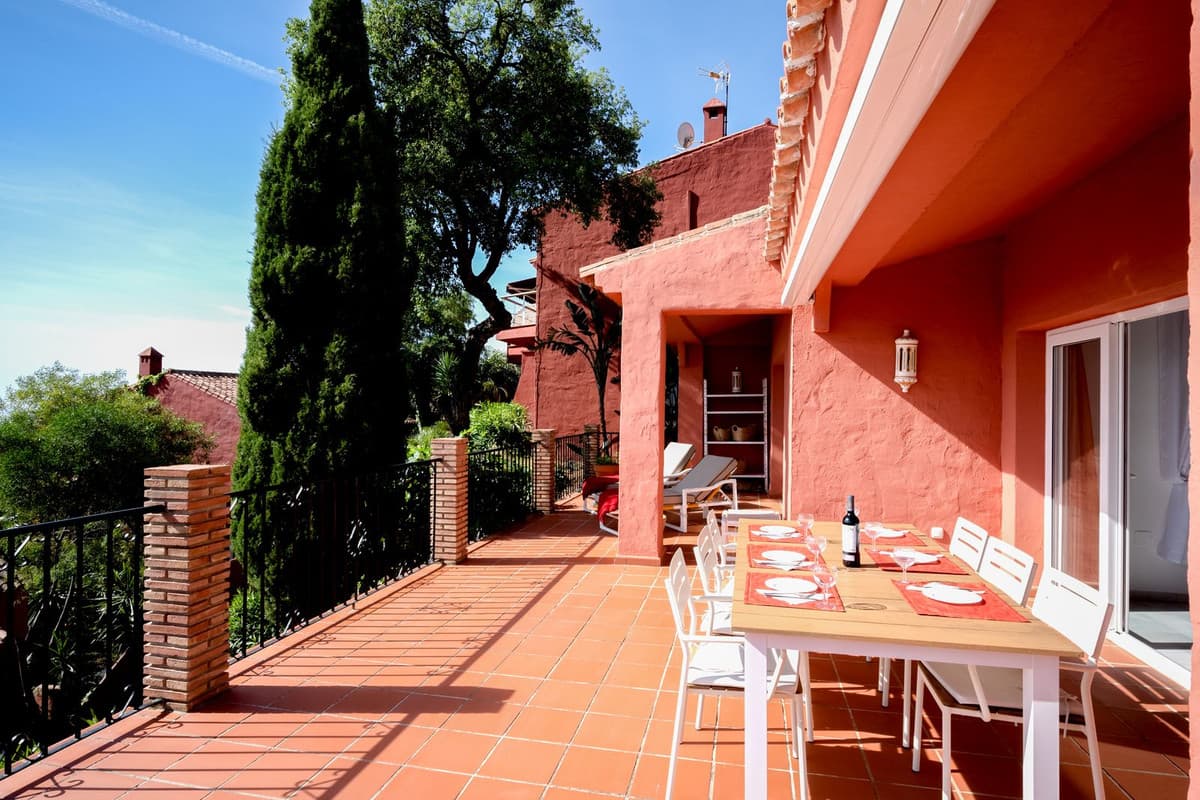 Detached Villa in Elviria — photo 3 of 10