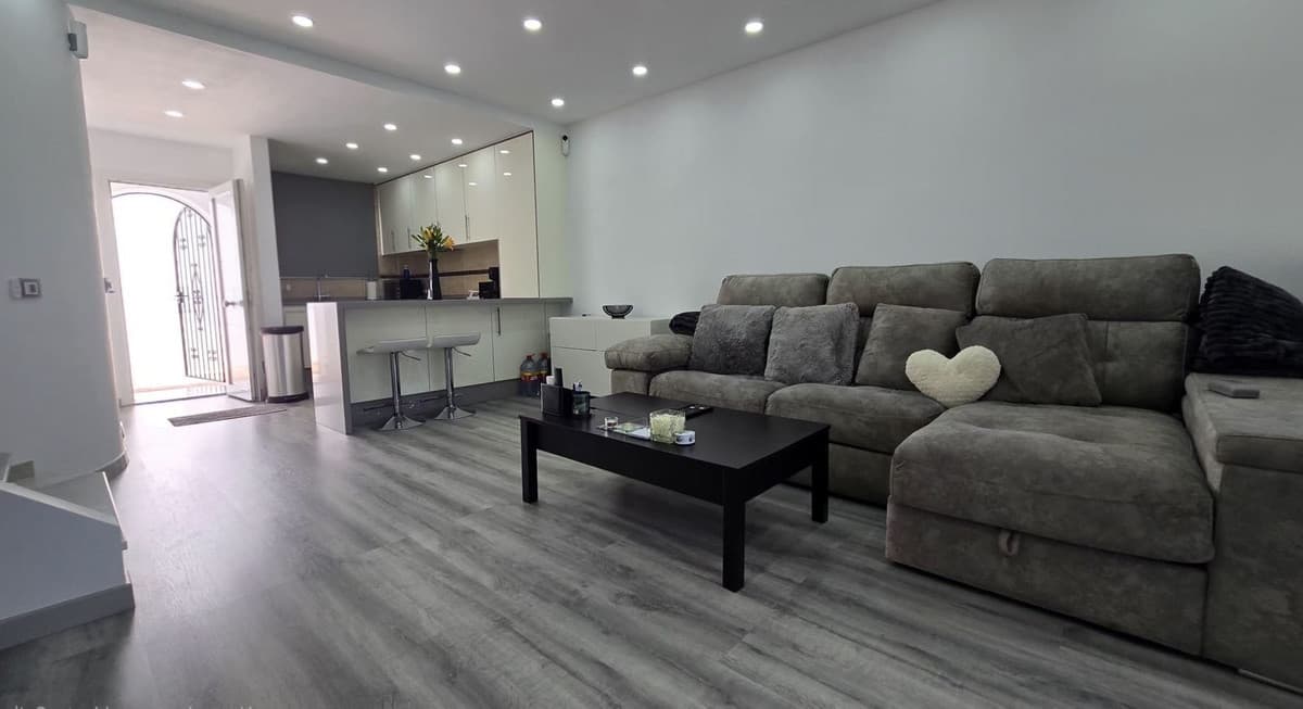 Townhouse in Riviera del Sol — photo 5 of 10