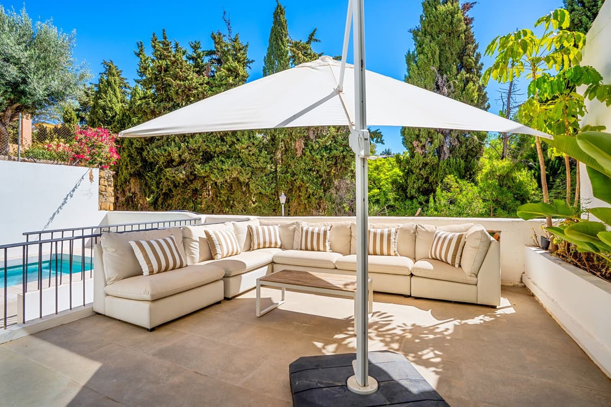 Semi-Detached House in Marbella — photo 2 of 10