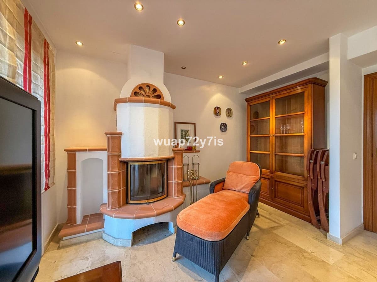 Duplex in Costabella — photo 8 of 10