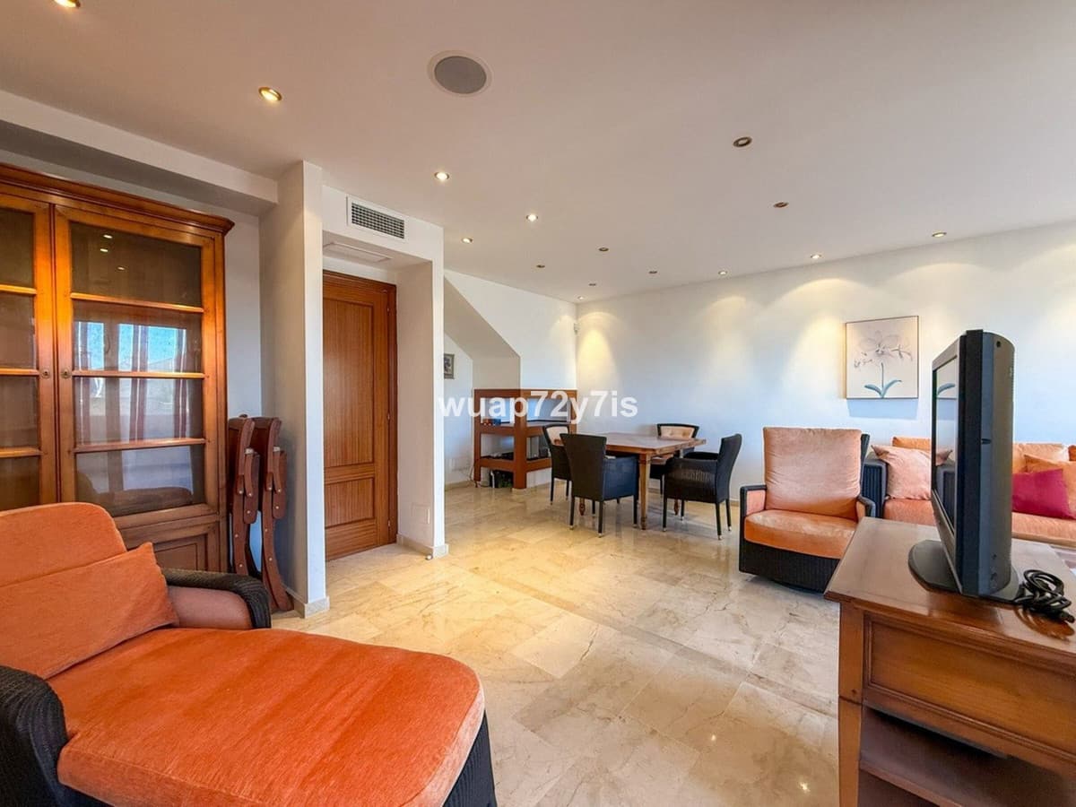 Duplex in Costabella — photo 10 of 10