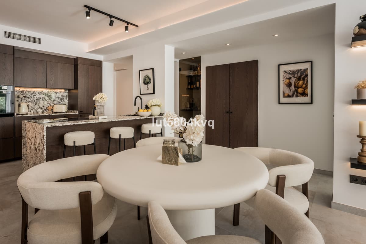Ground Floor Apartment in La Quinta — photo 3 of 10