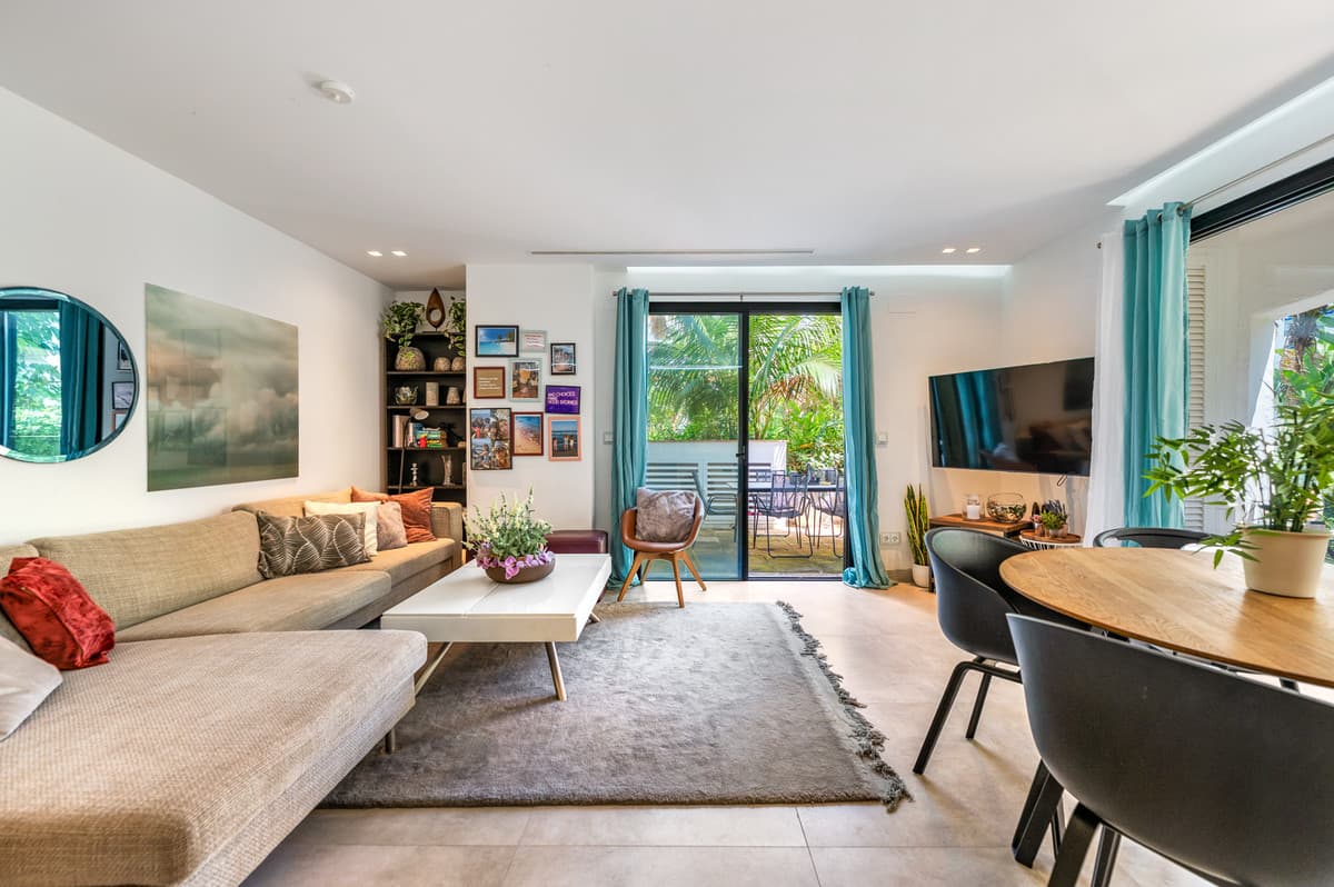 Middle Floor Apartment in Puerto Banús — photo 3 of 10