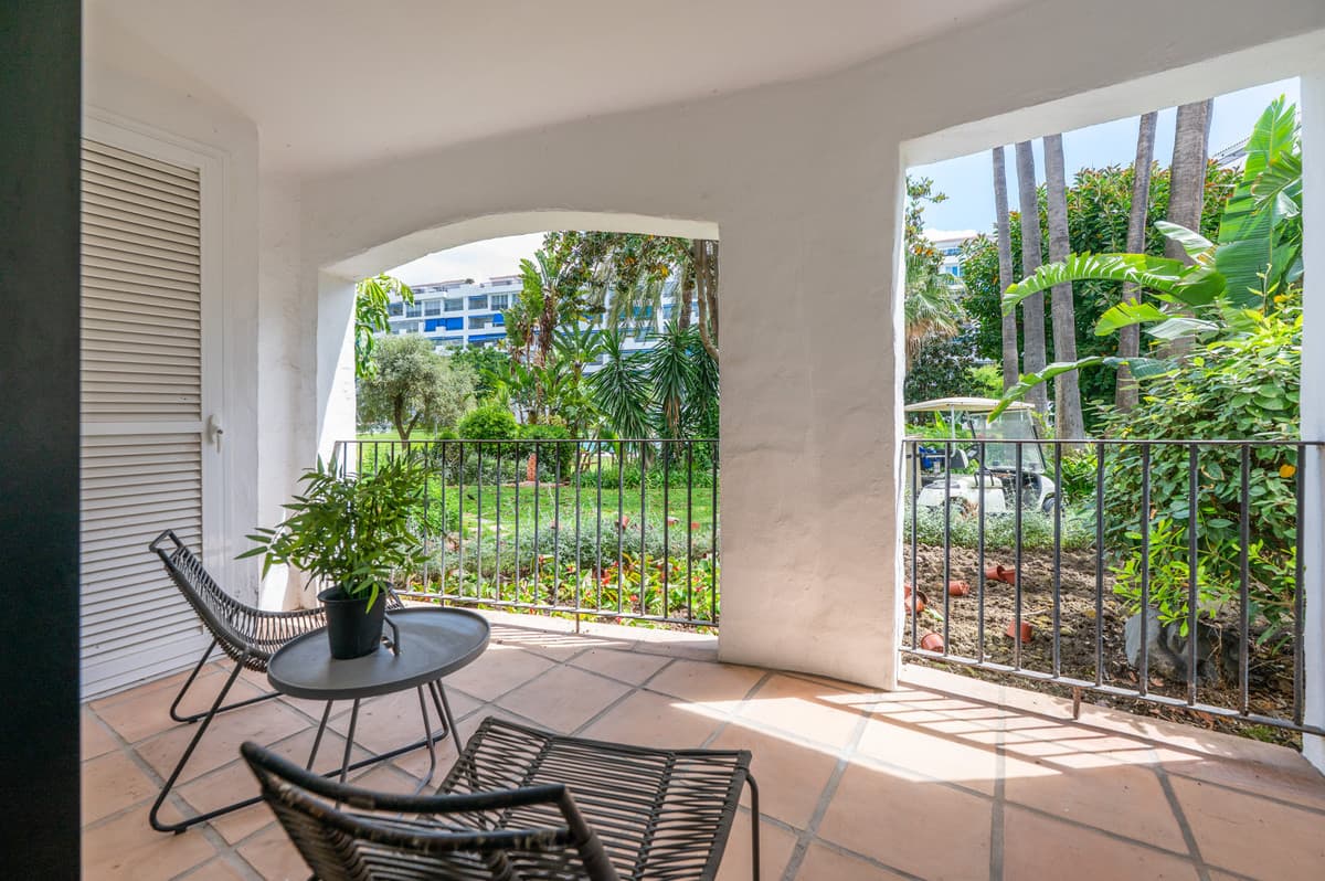 Middle Floor Apartment in Puerto Banús — photo 5 of 10